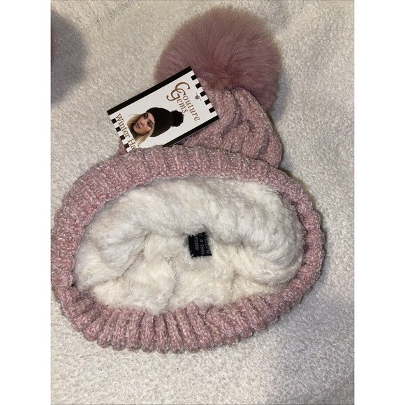 Couture Gems Women’s Cable Knit Beanie Faux Fur Pom-pom Pink OS NWT - Picture 2 of 3
